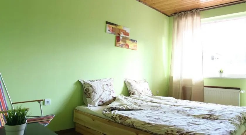 Ashkova House