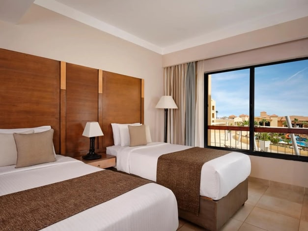 Coral Sea Aqua Club Resort
