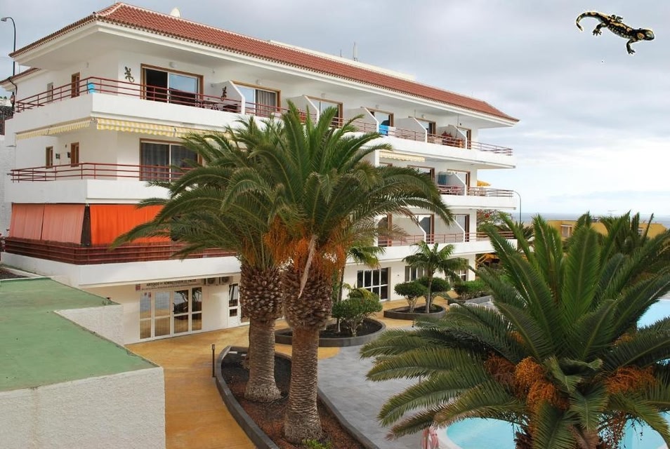 La Arena Beach
