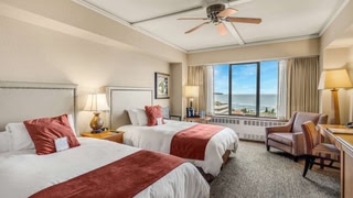 The Hotel Captain Cook