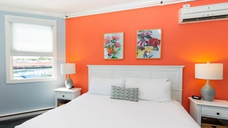 Island House Hotel
