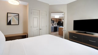 Candlewood Suites COLUMBIA-FT. Jackson by IHG