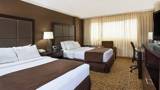 Crowne Plaza Knoxville Downtown University by IHG