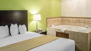 Cedar Stables Inn & Suites