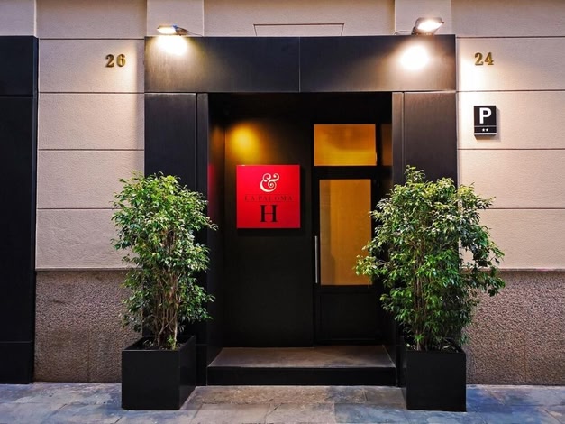H la Paloma Boutique