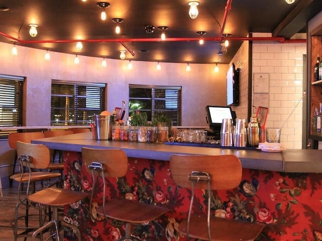 Hotel Gaythering - Gay Hotel - All Adults Welcome