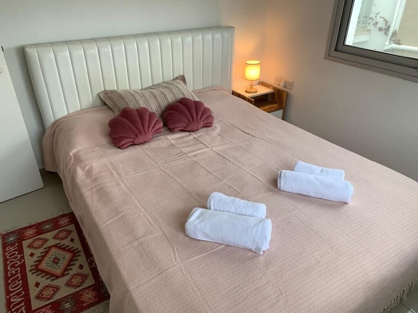 Beautiful One-Bedroom Apartment Lukomorye B6