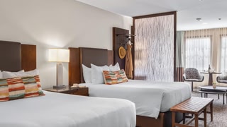 Oxford Hotel Bend