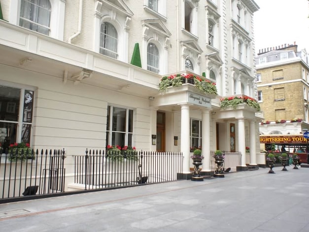 Westpoint Hotel