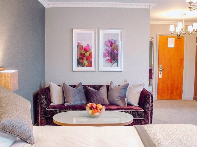 Allingham Arms Hotel