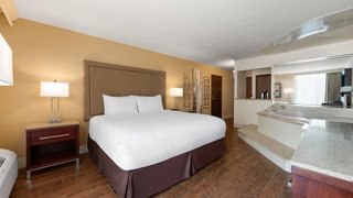 Wyndham Riverfront Little Rock