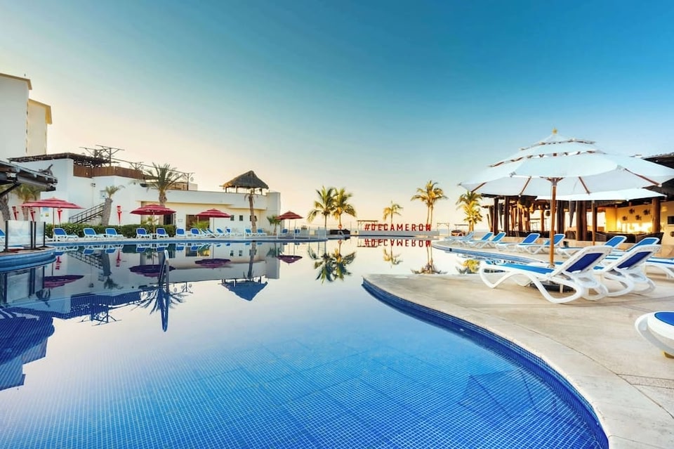 Grand Decameron Los Cabos