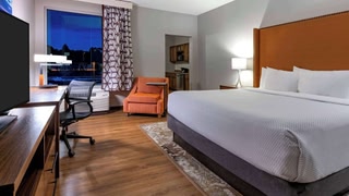La Quinta Inn & Suites by Wyndham Flagstaff East I-40