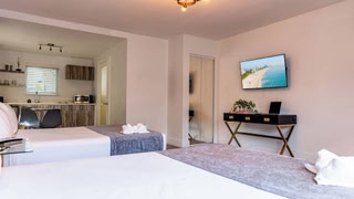 Beachside All Suites Hotel