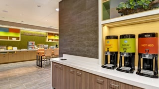 Home2 Suites des Moines at Drake University