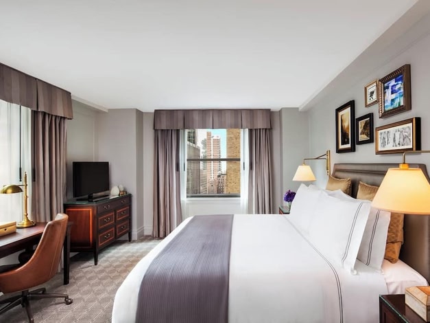 InterContinental Hotels NEW York Barclay by IHG