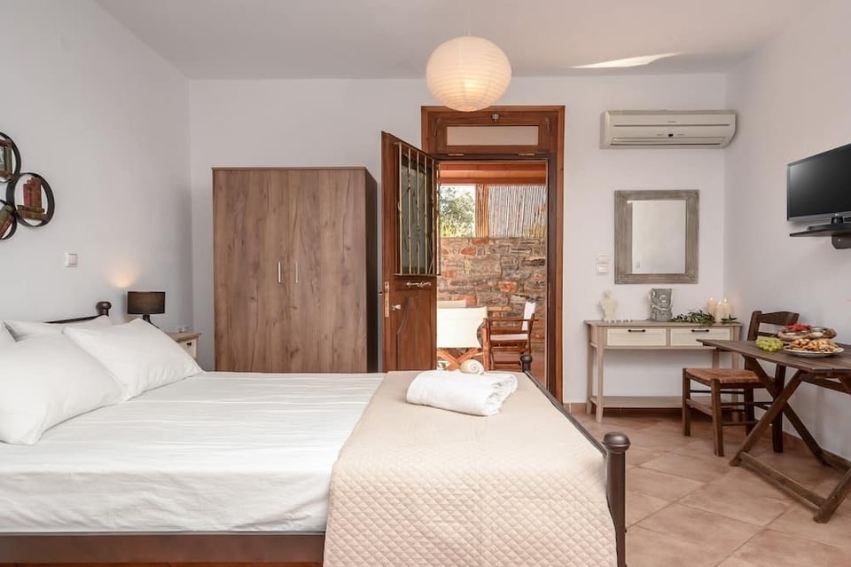 Theonis Villas