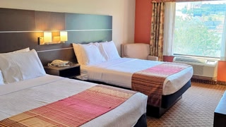 Grand Plaza Hotel & Conference Center