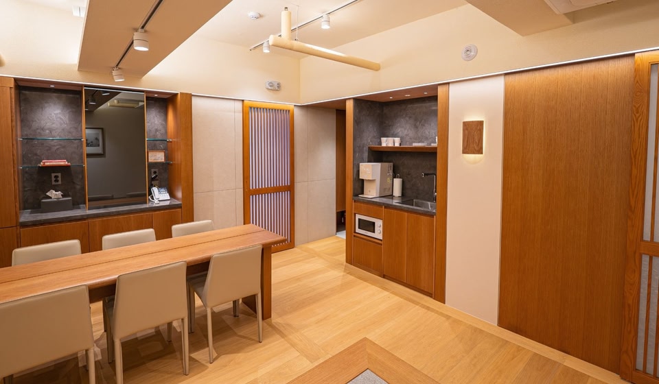 UH Suite Seoul Square
