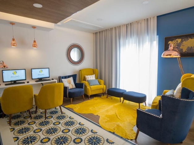 ZIGZAG Hostel