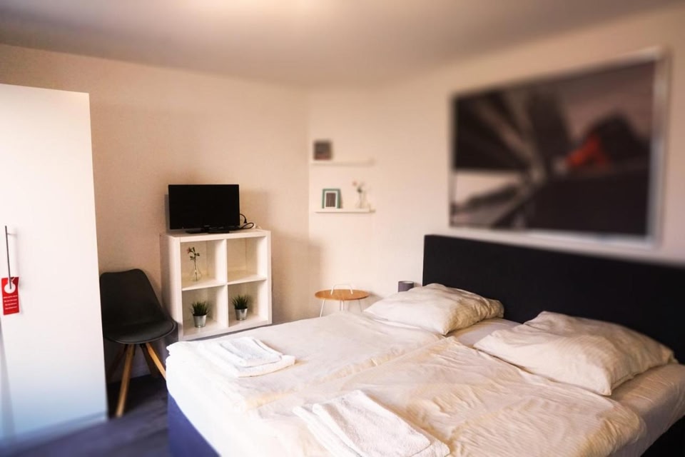 Ellada Restaurant & Hotel, Tarp Hotels - Skyscanner