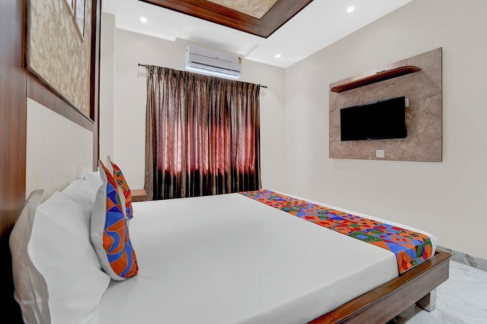 Fabhotel Kayal Plaza