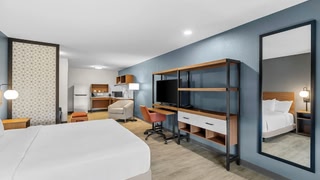 Everhome Suites Wichita Northeast by Choice Hotels
