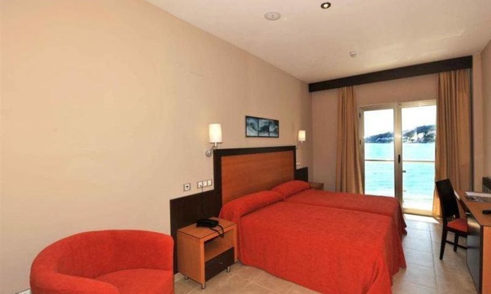 ON Aleta Room Designed for Adults