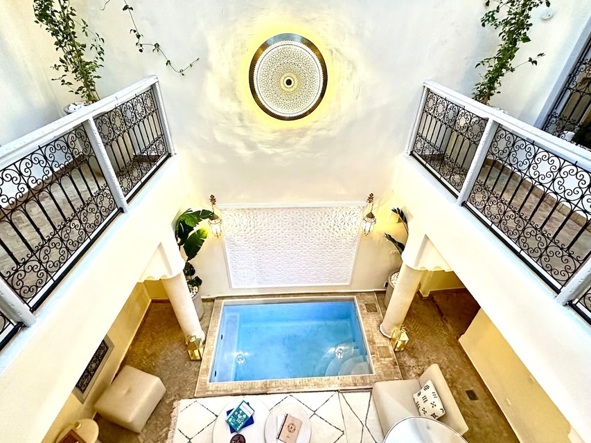 Riad le R