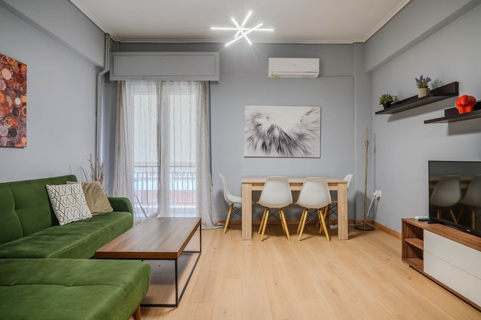 Cronus Apartment