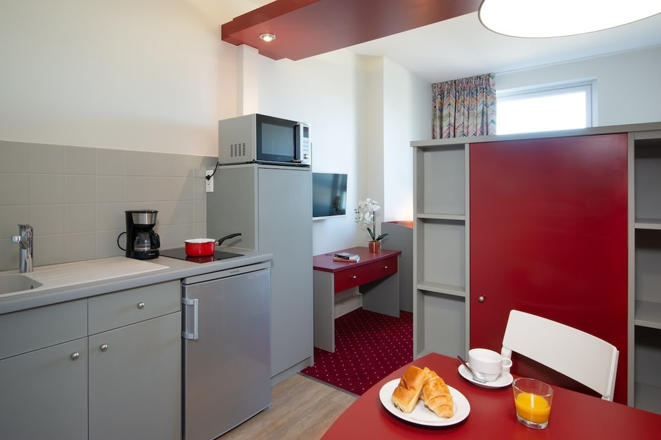 Fully Equipped studio, Including Wi-Fi