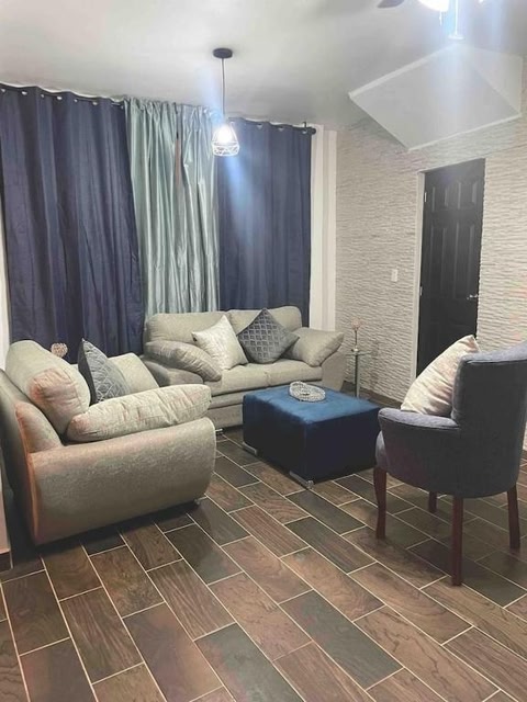 4 Bedroom Apartment in the Center