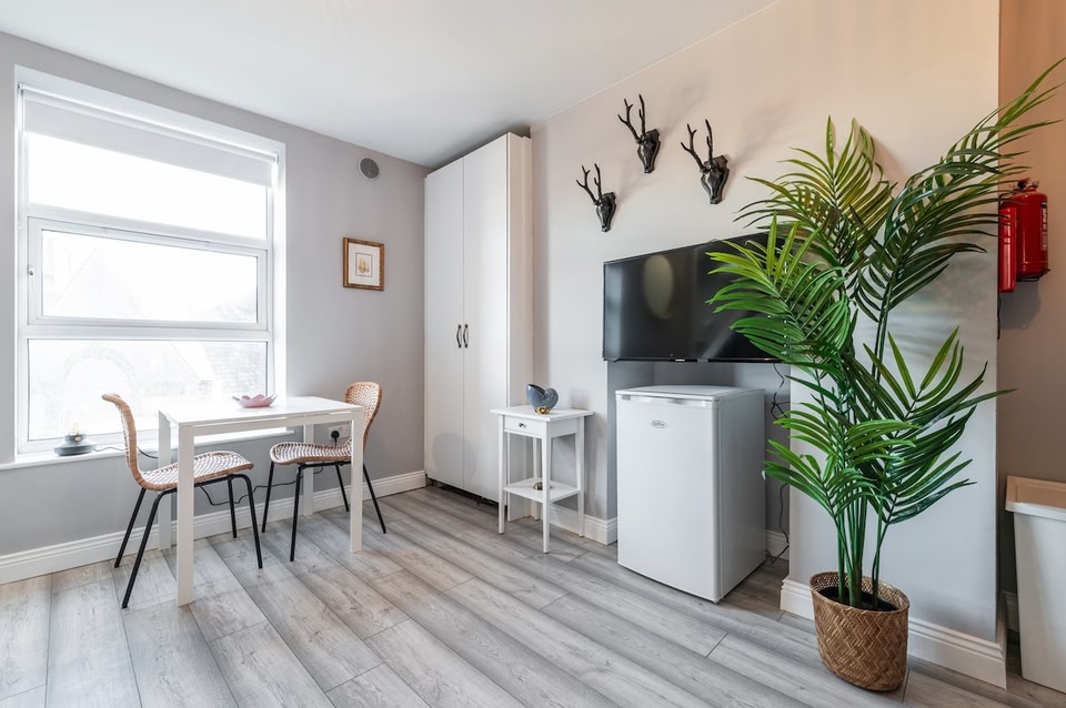 Comfortable Studio, 1st Floor Dublin Northside