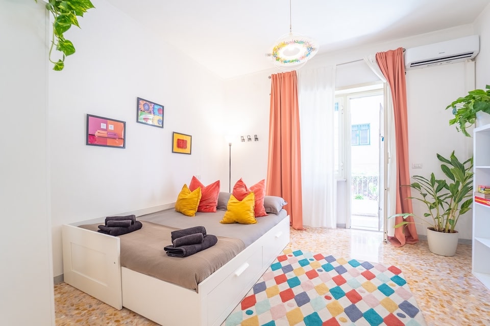 Connected, central, Comfortable