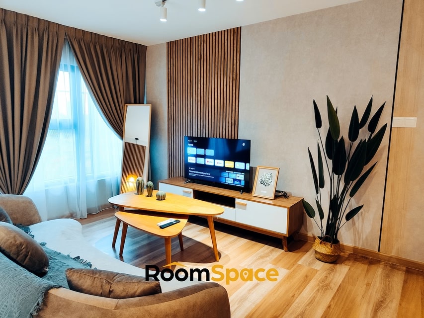 6Pax 3Double Beds Designer Loft