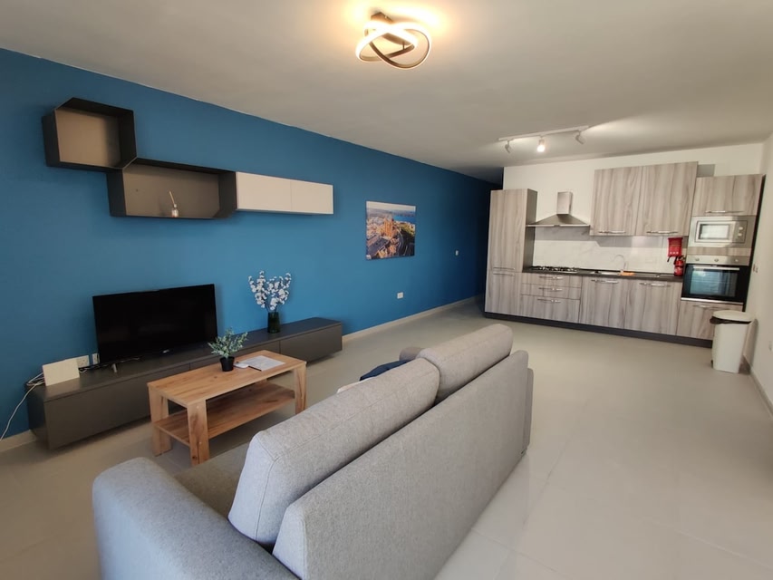 Deep Blue A 2 Bedroom Apartment