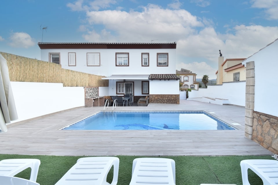 El León 2 Accommodation