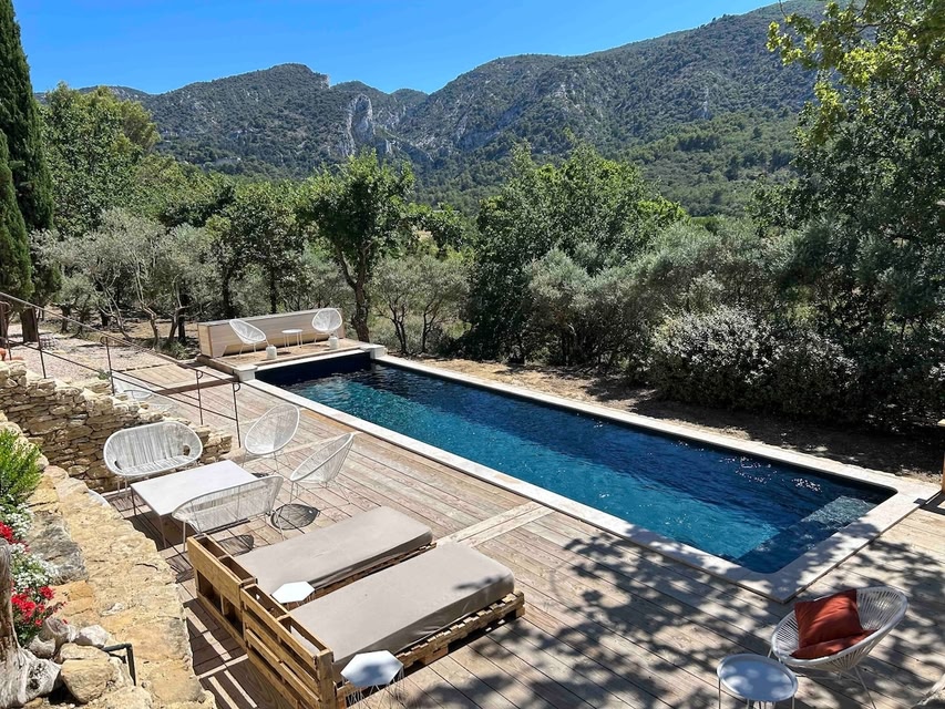 New 50 m2 Oppede House With Heated Pool
