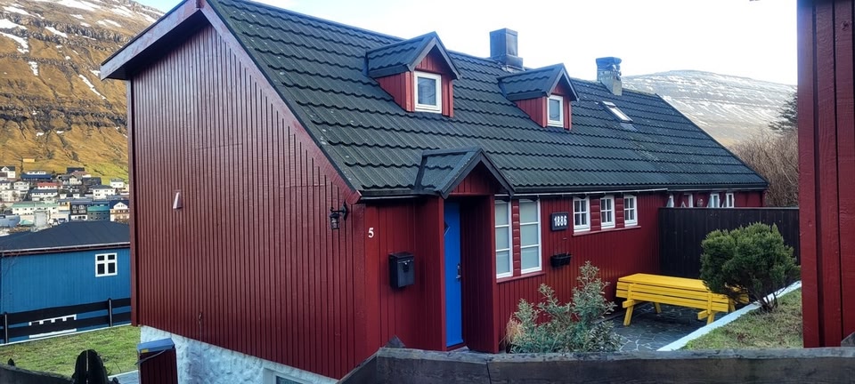 Cozy Cottage