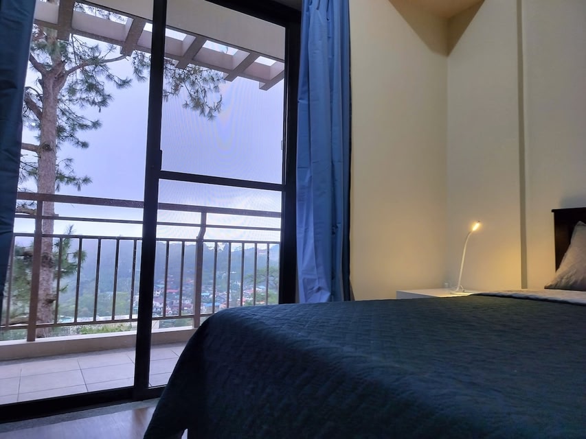 Spacious Overlooking 1 BR Condo at Bristle Ridge