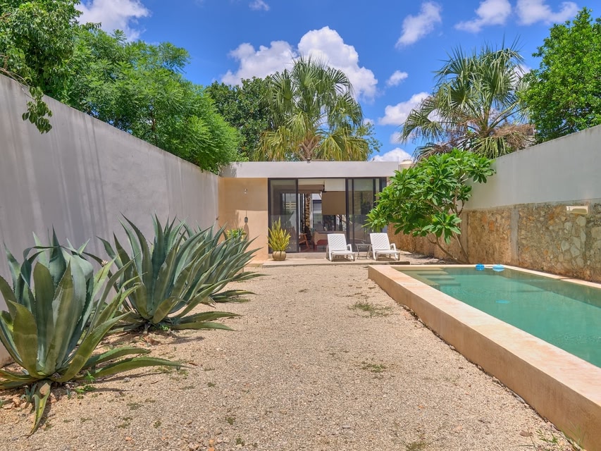 Casa Azul Beverly