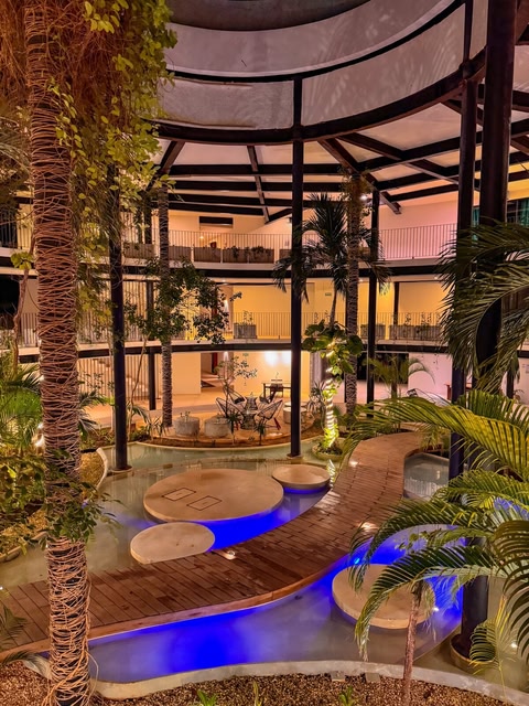 Great Studio Pool 360° Panoramic 203D-2