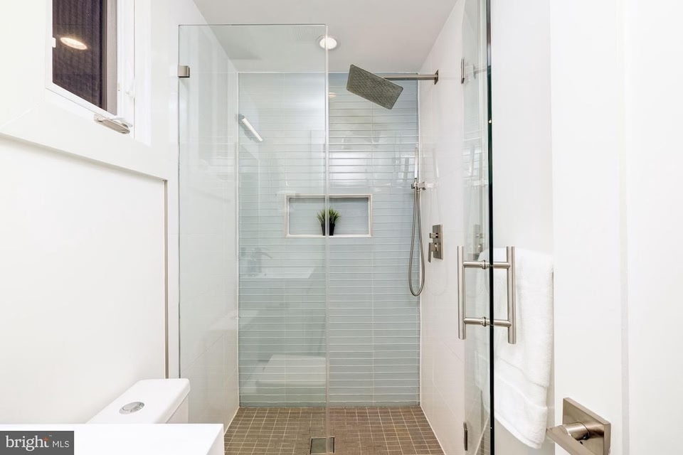Best Location EVER! 2BR/2BA, Pet Friendly, Washington, D.C. Hotels ...