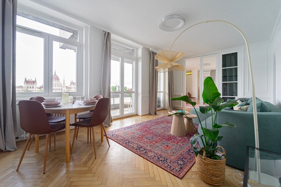 Breathtaking Panorama View 3Br Balcony