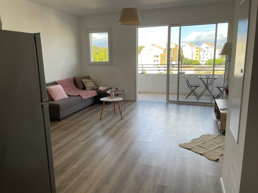 Cozy Studio Between City and Countryside
