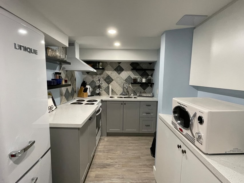 Pickett Suite