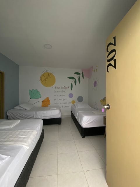 Suite 202