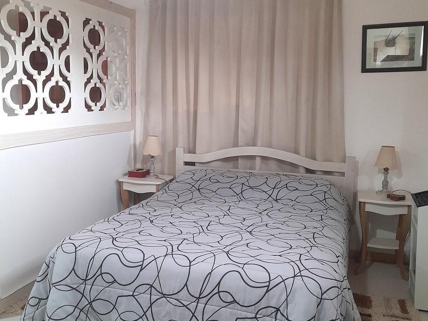 A warm, Centrally Located Studio for two