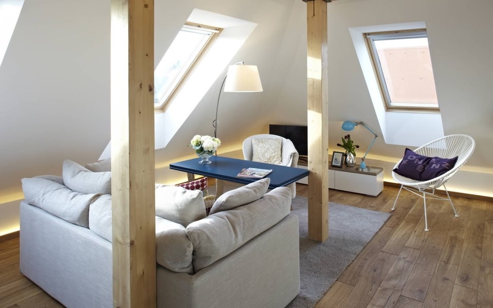 Light-flooded Attic Apartment (No. 6)