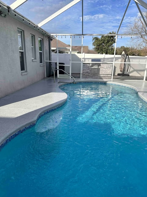 Studio With Pool